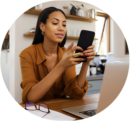 Professional using BEAMSTEE on a phone